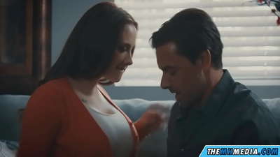 एक चांगला busty आई सह रोमँटिक सेक्स